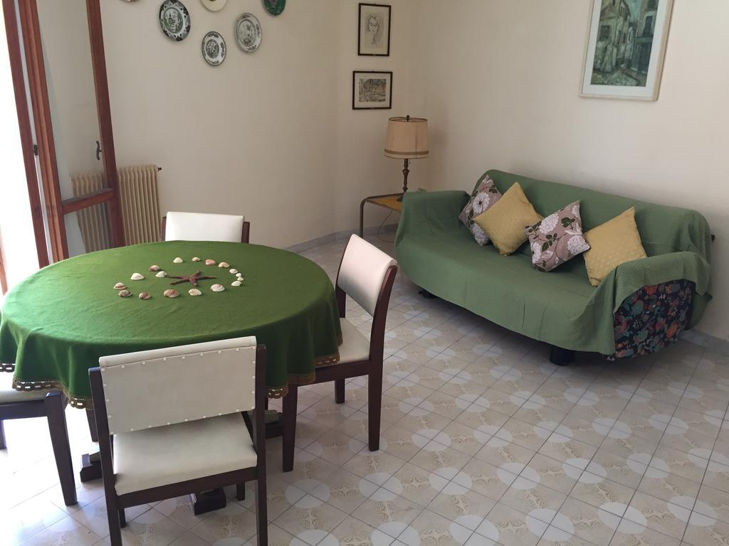 Degio Holiday Home غالّيبولي الغرفة الصورة